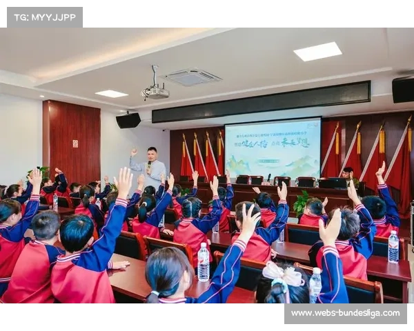 青少年心理研究：浦东小学棒球兴趣班助力改善孤僻行为与团队合作能力