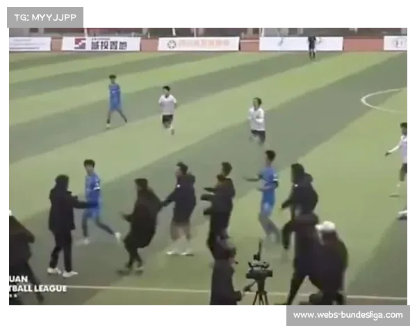 四川足协官方宣布打人球员何俊杰被禁赛3年