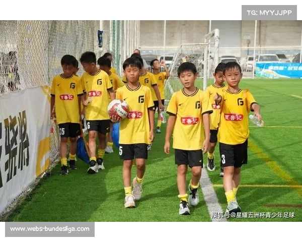 河南联赛U12表演赛，小球员传球扑救显专注